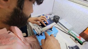 Замена экрана Samsung Galaxy A34 Cracked Front Screen Replacement & Disassembly