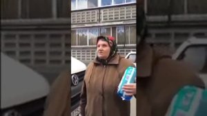 Прикол. Бабка рассказывает сказку о Царе Салтане.