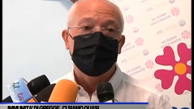 IMMUNITÀ DI GREGGE, MENO DUE PUNTI PERCENTUALI ALLA META - SERVIZIO TG DEL 11/08/2021 смотреть онлайн