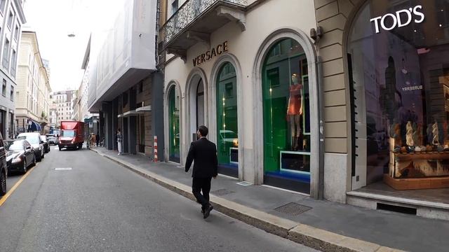 Main shopping streets in Milan, Italy (Quadrilatero della Moda) | Summer 2021【4K】Milano смотреть онлайн