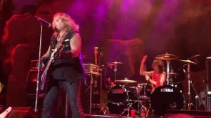 Vince Neil-don't go away mad (just go away)
