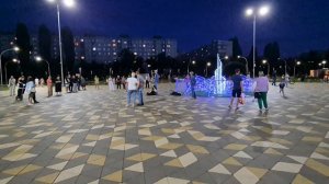 Вечерняя атмосфера в парке Центральный Балаково