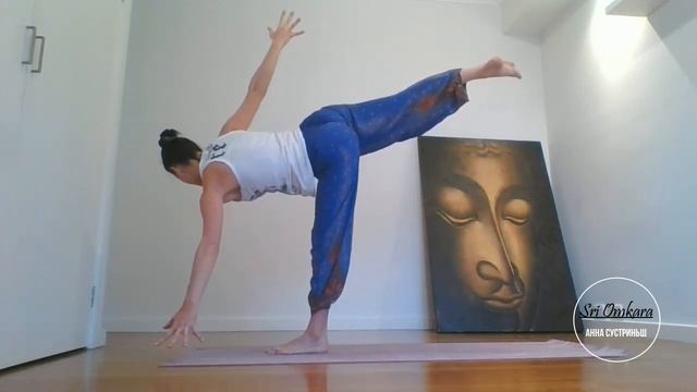 Йога общеукрепляющая практика. Хатха йога с Анной С. смотреть онлайн