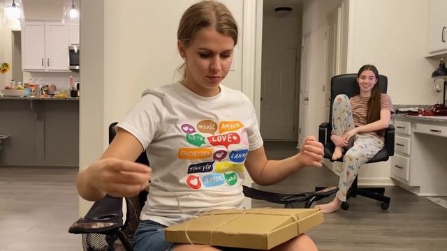 Житейский Влог#8 | встреча с любимой парой, подарки на др, people’s 4 и всякое для дома смотреть онлайн