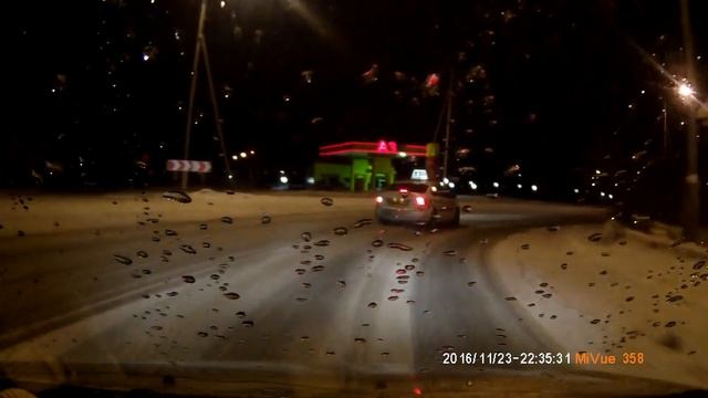 Опасный обгон и выезд на встречку Нижневартовск смотреть онлайн