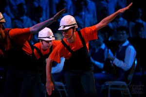 Южноафриканский танец «РУДОКОПЫ», Ансамбль Локтева. South African dance "MINERS", Lokteva Ensemble.