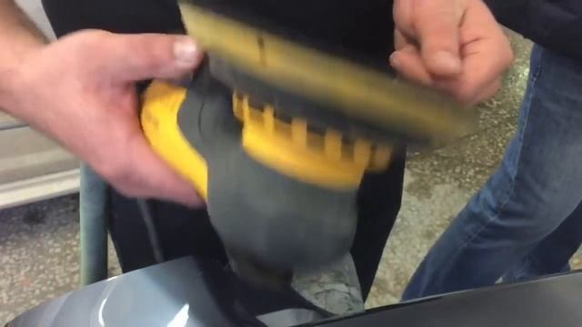 Шлифовка пластика без поднятия ворса с MIRKA Abralon (технология Мирка Абралон для ремонта бампера) смотреть онлайн