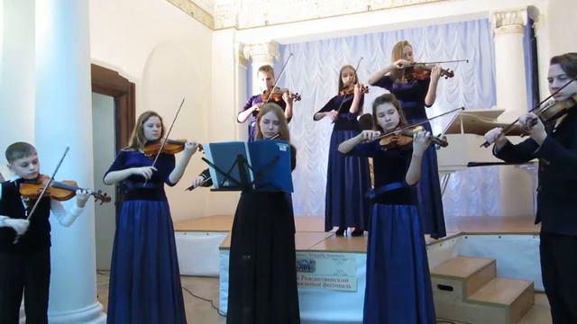 Камертон  В Асеевской усадьбе