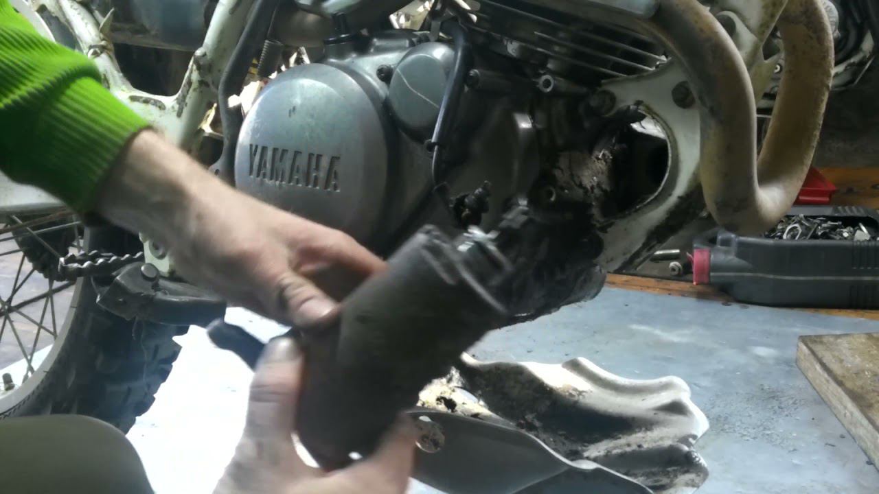 Замена стартера Yamaha Serow 225 смотреть онлайн