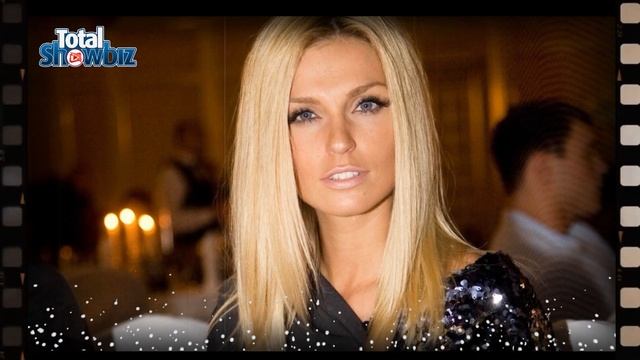 Саша Савельева хотела помочь мамам но получила за мужа