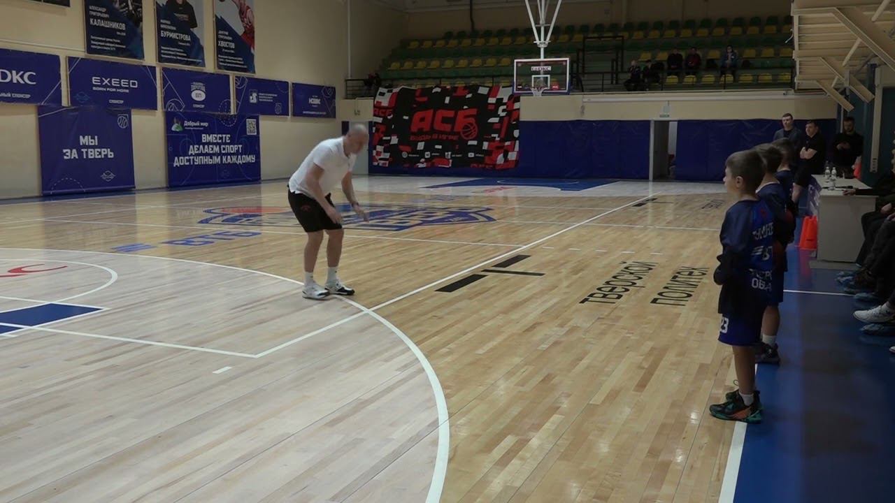 Ловля. Усложнение жонглирования смотреть онлайн