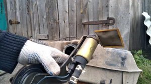 КАК СНЯТЬ И ГДЕ НАХОДИТСЯ БЕНЗОНАСОС Mitsubishi Galant 1991 года