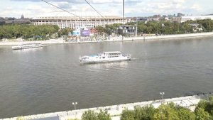 Zipline полёт через Москву-реку от первого лица в 4К