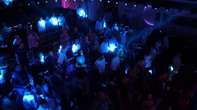 ДАВАЙТЕ СЛАВИТЬ БОГА - Прославление Царство Бога Украина смотреть онлайн