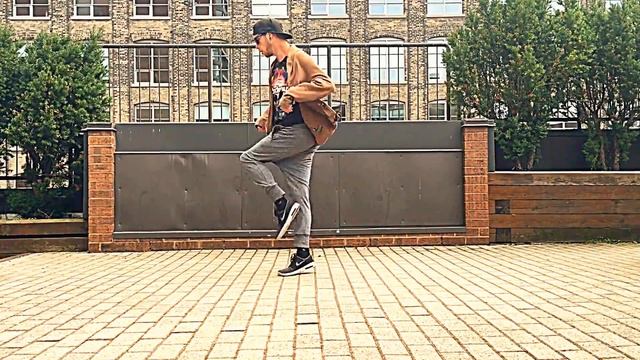 housmau5 :: BLOOD IN THE STREETS [Cutting Shapes] [House Shuffle] [Shuffle] смотреть онлайн