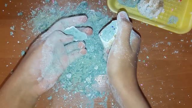 Губка для цветов /Мир вокруг нас 3 смотреть онлайн