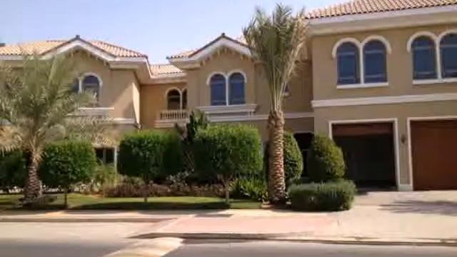 Med Central Pool - Palm Jumeirah смотреть онлайн