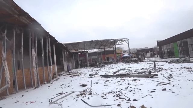 ХАРЬКОВ Салтовка м.Героев Труда год спустя...