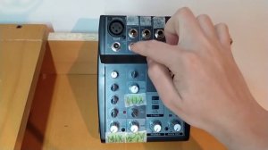 BEHRINGER XENYX 502 - MIXER PER I TUOI LIVE