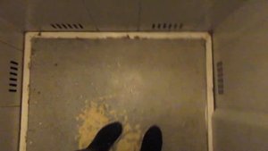 Лифт КМЗ 2000-х гг. @ Ул. Чертановская, 66 к. 2