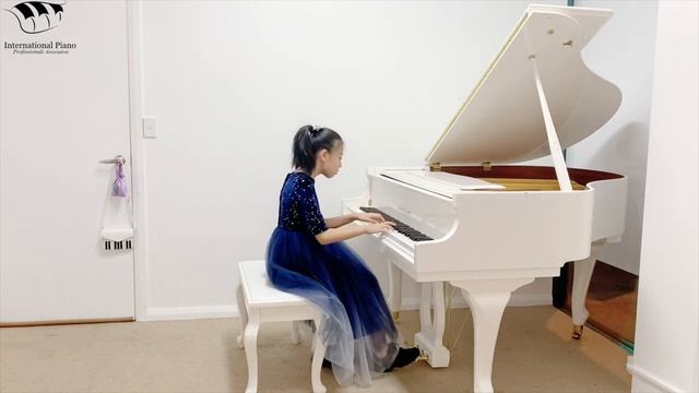 Chloe Lu Outstanding-Polka Op.8 No.1 in E flat Major composed by Bedrich Smetana смотреть онлайн