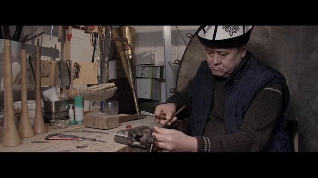 Чыңыроон - кыргыздын улуттук аспабы / Чыныроон - кыргызский национальный музыкальный инструмент. смотреть онлайн