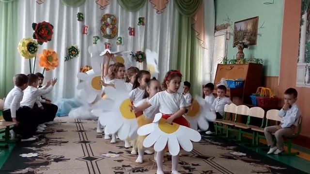 Танец Ромашка на 8 марта смотреть онлайн
