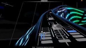 Moby - Thousand : The hardest "song" to play on Audiosurf