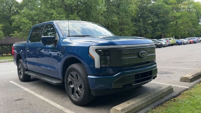 2022 Ford F-150 Lightning — First Impressions смотреть онлайн