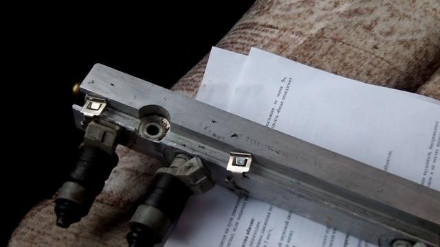 течь топливной рампы bosch старого образца на ваз 2110 и герметик)))) смотреть онлайн