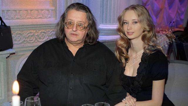 Борьба за наследство Александра Градского продолжается. Жены и дети мэтра схлестнулись в суде смотреть онлайн