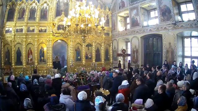 11.03.2018 Божественная литургия. Неделя 3-я Великого поста, Крестопоклонная. Глас 7. смотреть онлайн