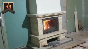 Один из самых недорогих и готовых российских дровяных каминных комплектов для загородного дома, дачи