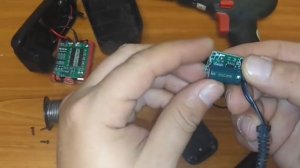 Переделка 12В шуруповерта DeFort с Ni Cd на Li  Ion аккумуляторы