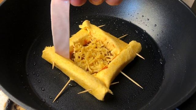 Очень быстрый рецепт завтрака на сковороде! - почти пицца! смотреть онлайн