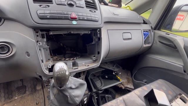 Köp Mercedes-Benz Vito 109 CDI Skåp W639 på Klaravik смотреть онлайн