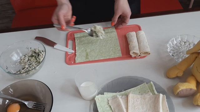 рулеты из лаваша горячие с сыром