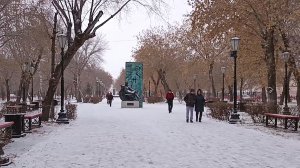 Магнитогорск, прогулка в Ленинском районе, сквер имени Лермонтова (18.11.2022)