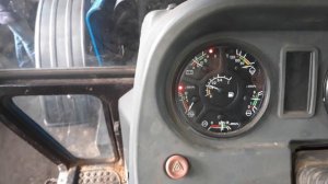 Запуск двигателя на тракторе мтз-1221 после кап.ремонта