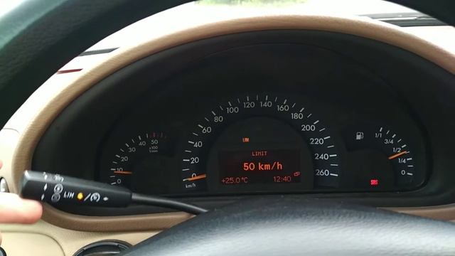 Как включить лимит скорости на мерседесе w203 (  Как включить круиз в описании )