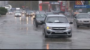 Тысячи жителей Махачкалы в воде и без света