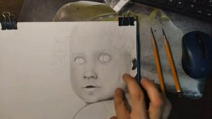 Портрет ребенка | рисование простым карандашом | реализм в графике.