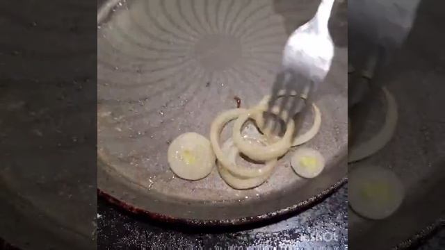 Домашний бургер с колбасой смотреть онлайн