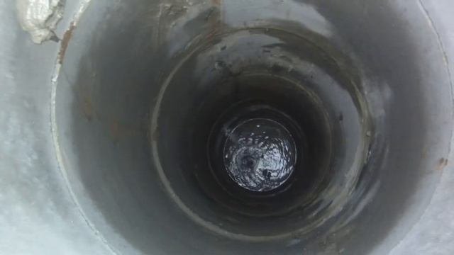 фонтан в колодце