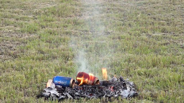 Experiment: 5000 Matches chain reaction VS Coca Cola & pepsi смотреть онлайн