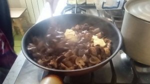 Картофель с грибами и....!