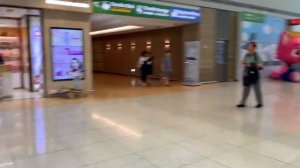 Робот в аэропорту ? #34