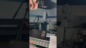 Рэпер I.L.A.Y. и звукорежиссер Ари100крат в студии Радио Вышка (Москва)!🎙️🎧