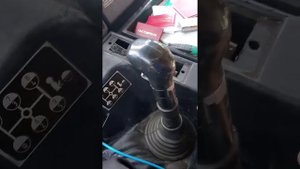 как снять панель управления системы вентиляции и отопления кабины МАЗ - Мзкт