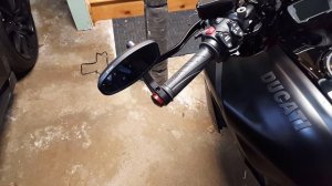 MOST BEAUTIFUL MOTORCYCLE MIRRORS EVER?? (Rizoma Reverse Retro Bar End Mirror and End Cap Review)